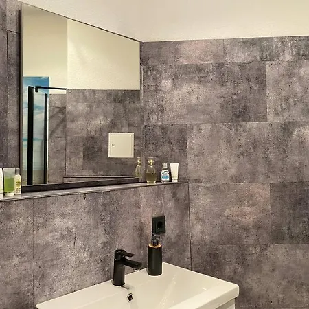 Innenstadt Refugium In Ruhiger Wasserlage+balkon Apartament *