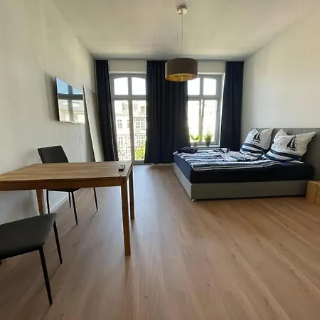 Innenstadt Refugium In Ruhiger Wasserlage+balkon *