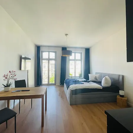 Appartement Innenstadt Refugium In Ruhiger Wasserlage+balkon
