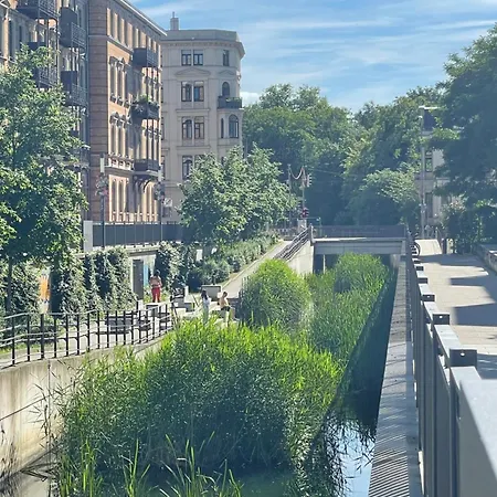 Appartement Innenstadt Refugium In Ruhiger Wasserlage+balkon *