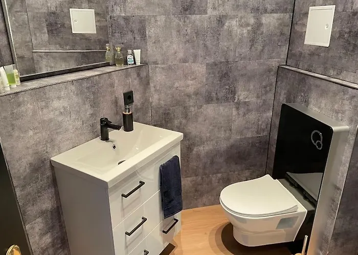 Апартаменты Innenstadt Refugium In Ruhiger Wasserlage+balkon Лейпциг