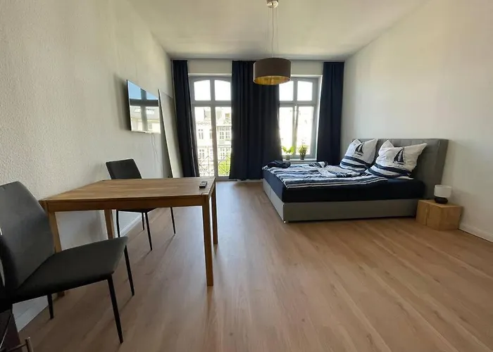 Innenstadt Refugium In Ruhiger Wasserlage+balkon *